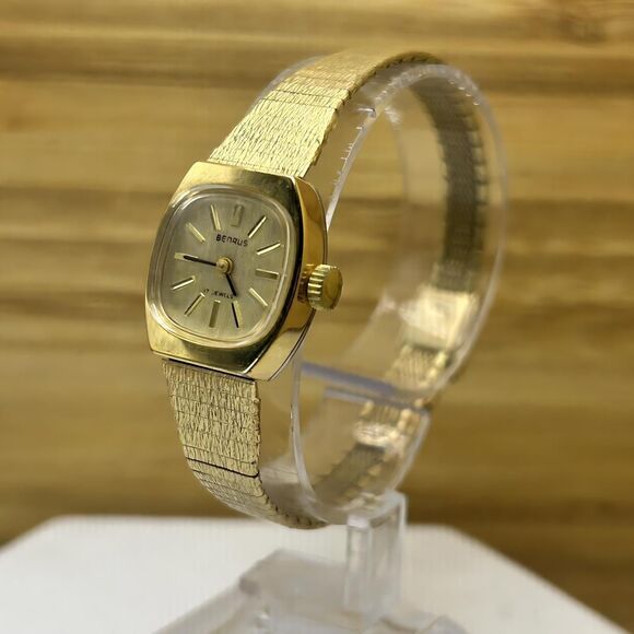 Benrus 17 Jewel Gold Tone Ladies Watch With Stainless Steel Case and Gold Tone B - Picture 1 of 5
